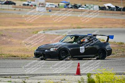 media/May-04-2024-Team Topak Racing (Sat) [[1dff1aa745]]/Advanced/Session 3/
